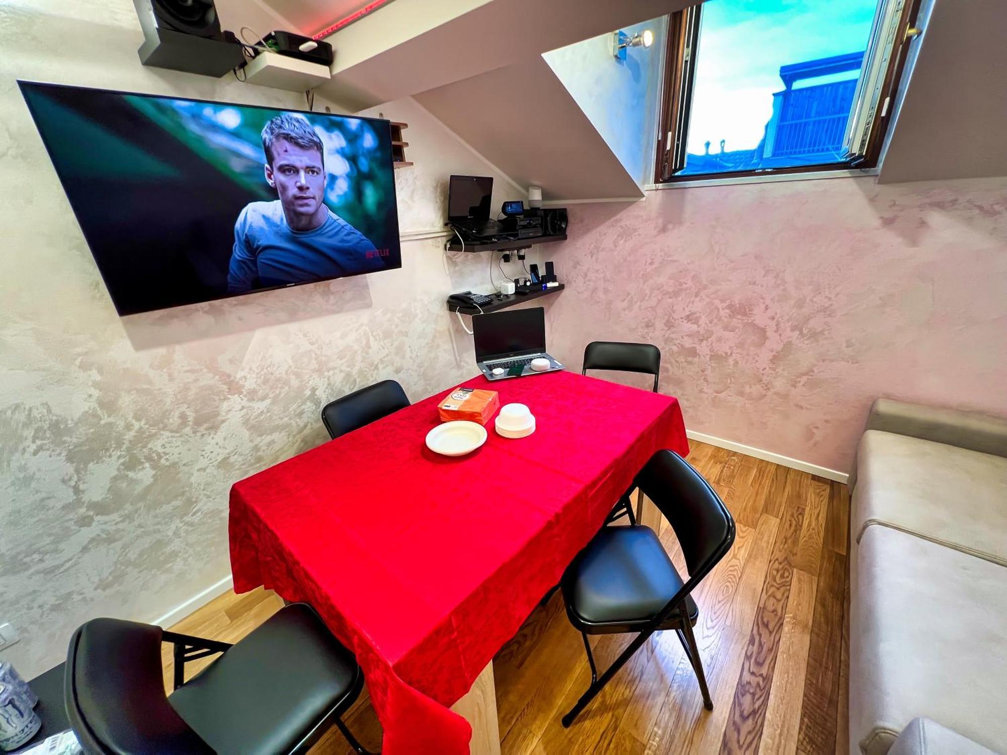 Taxi No-need - Metro, Train Station, Nightlife And Restaurants Appartement Milaan