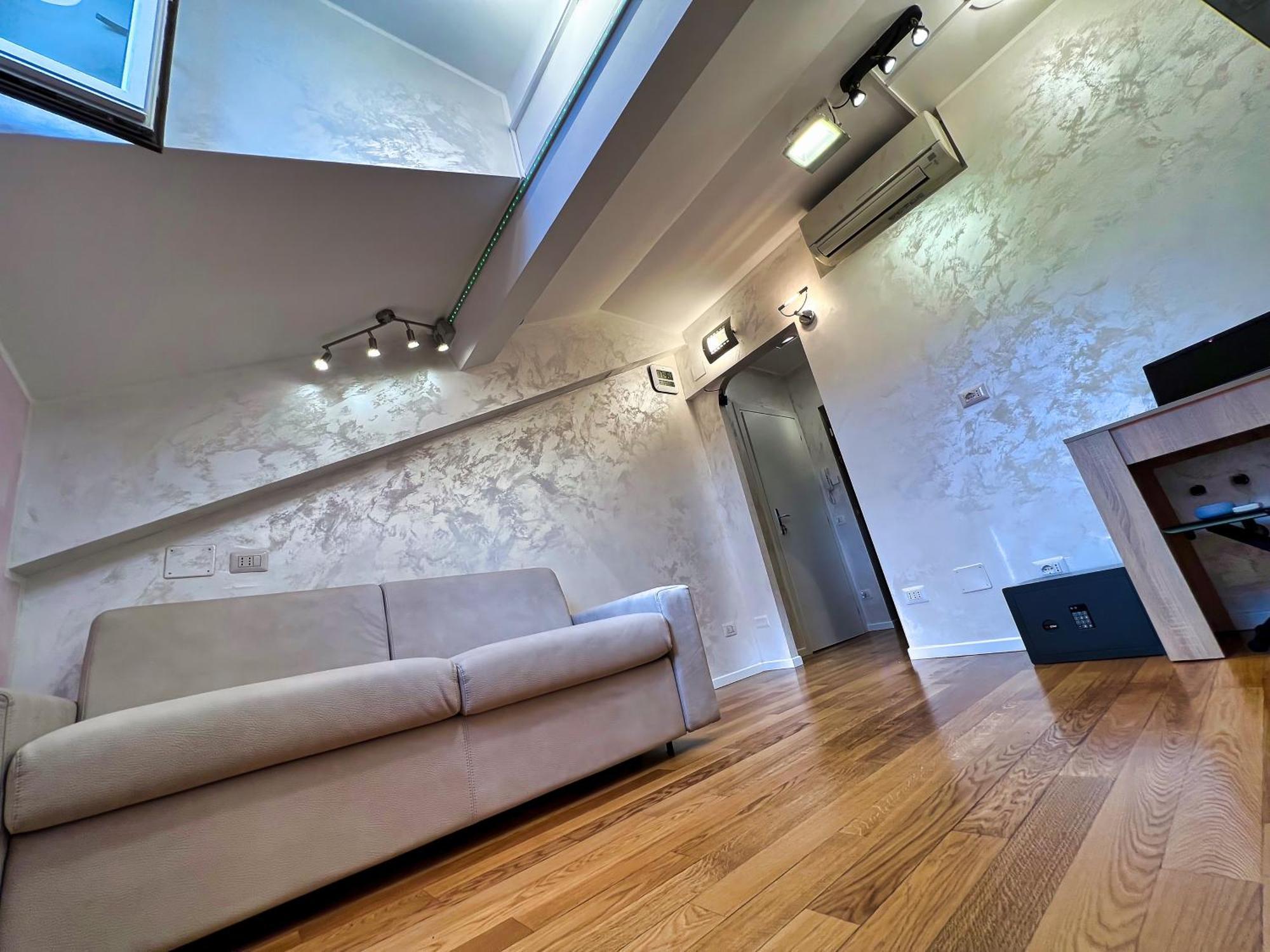 Taxi No-need - Metro, Train Station, Nightlife And Restaurants Apartment